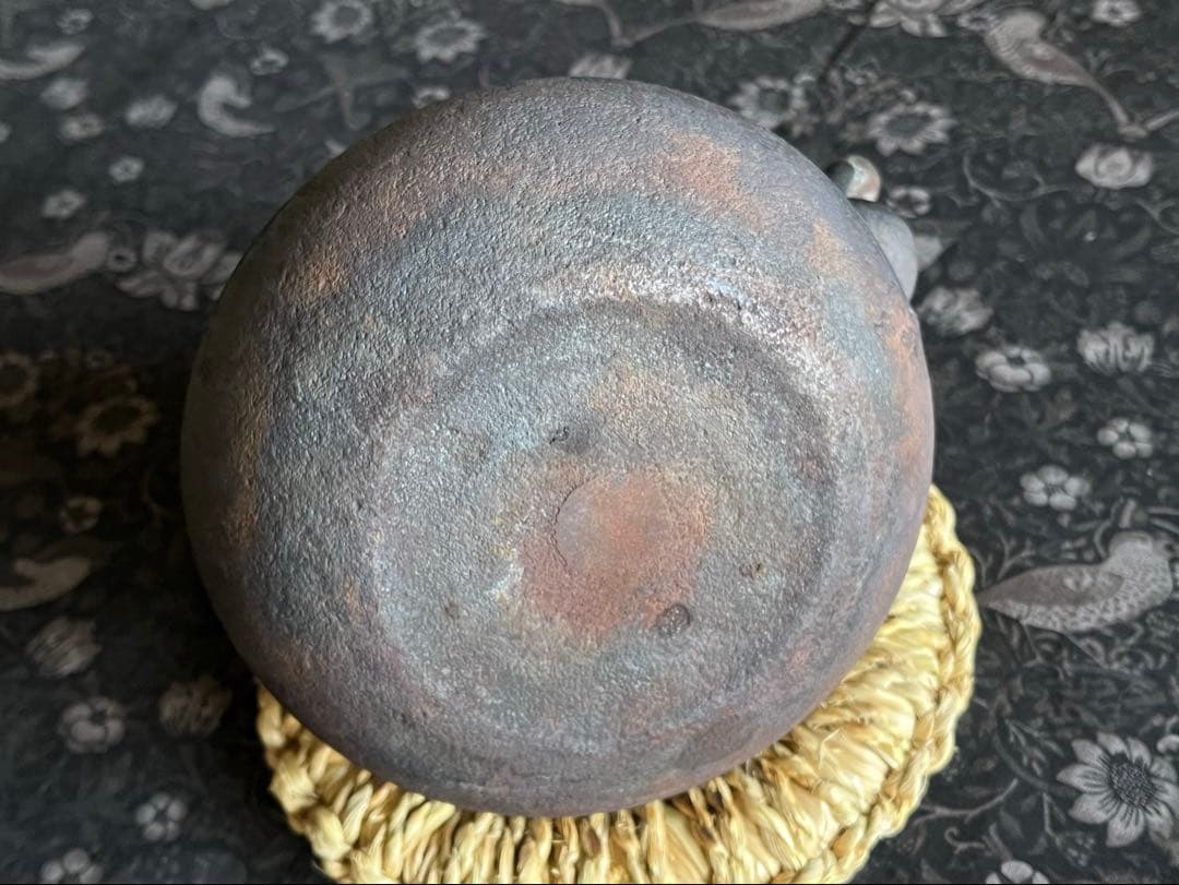 南部鉄瓶　釜定　秋の実　肌　鉄瓶