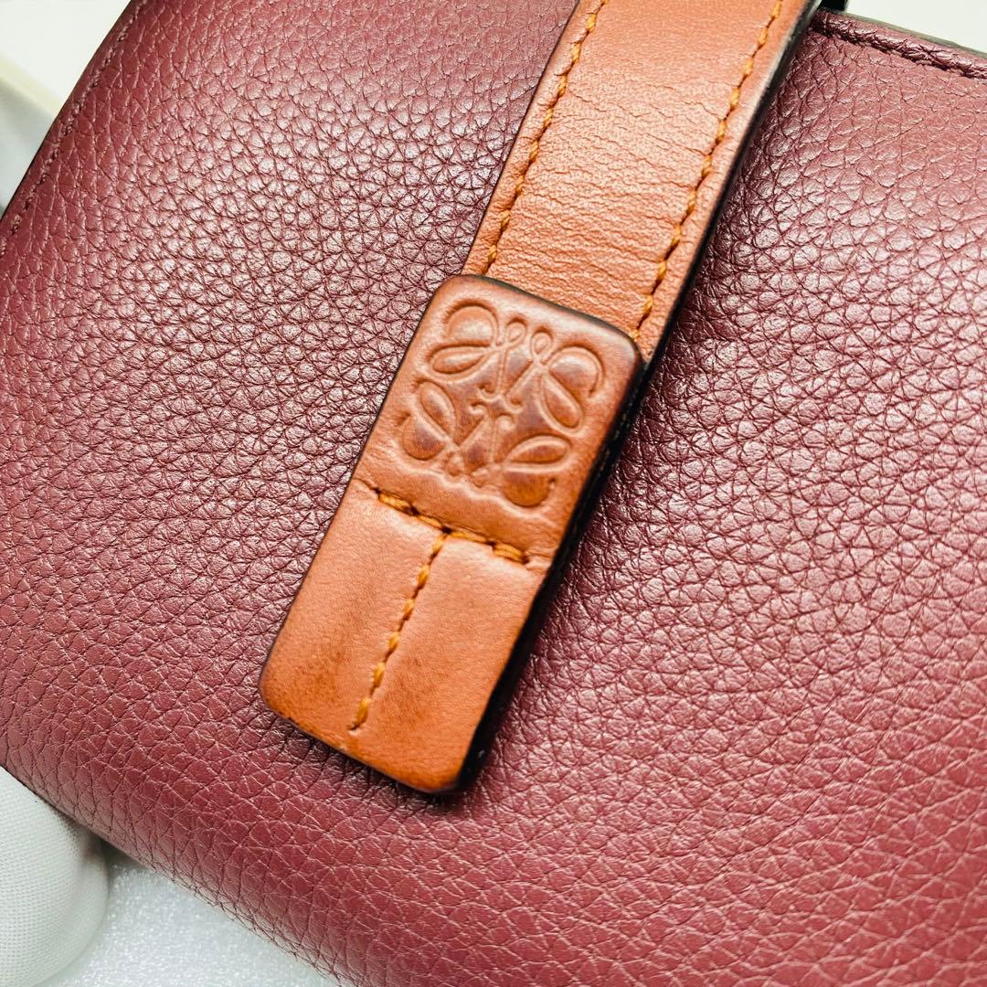 LOEWE ロエベ 二つ折り財布 コンパクトジップウォレット　バイカラー