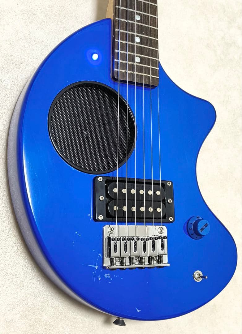 最終値下!【美品！】ZO-3 ブルー アンプ内蔵ミニギター ケース付 青色LED