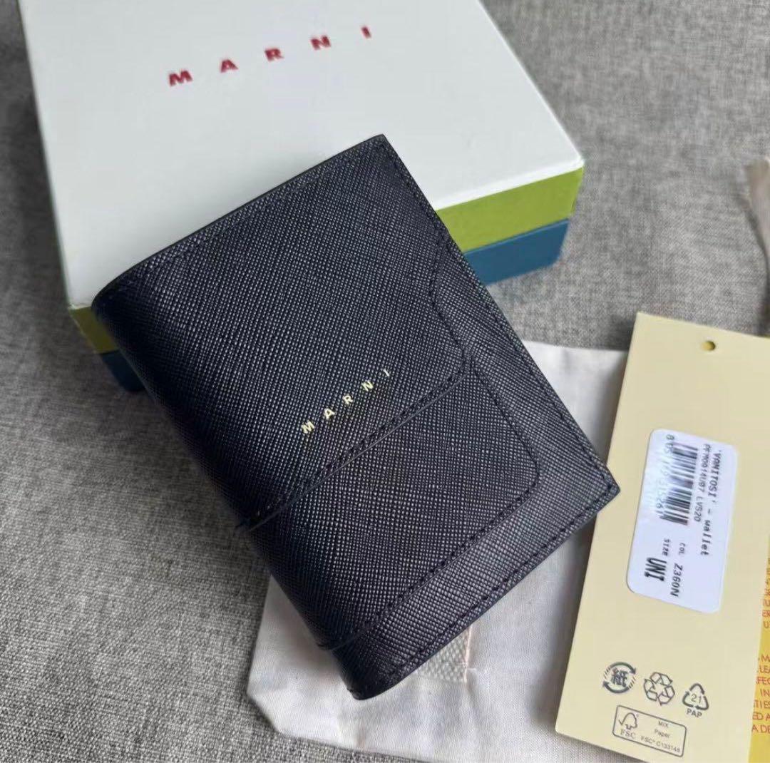 MARNI ブラック 二つ折り財布