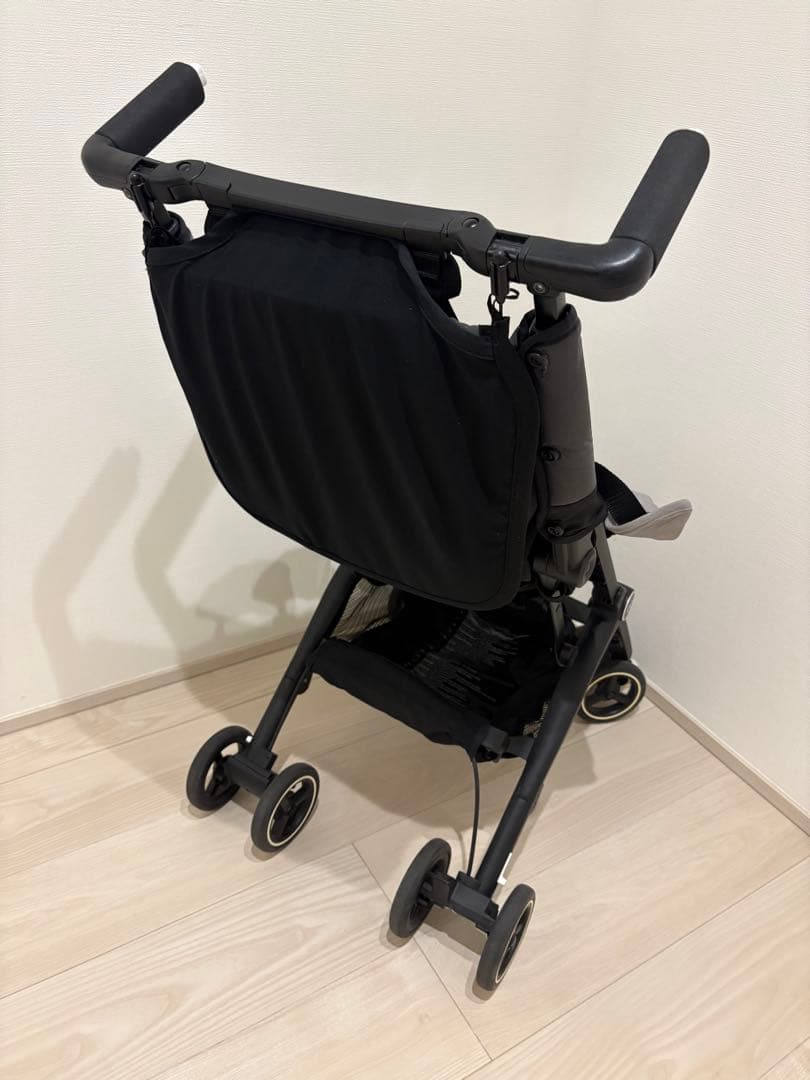ポキット　折りたたみ式ベビーカー ブラック