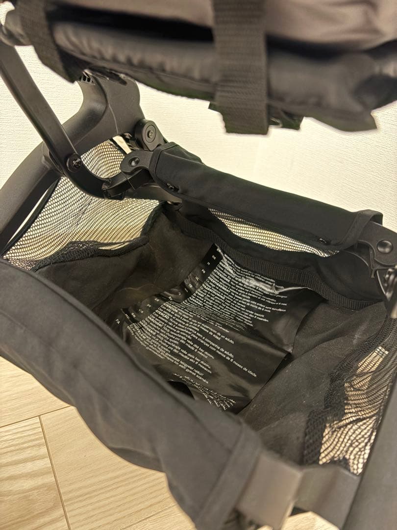 ポキット　折りたたみ式ベビーカー ブラック