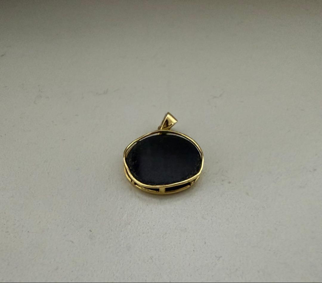 Ｋ18 18金　オニキス　龍　ドラゴン　ペンダントトップ　16ｍｍ×16ｍｍ