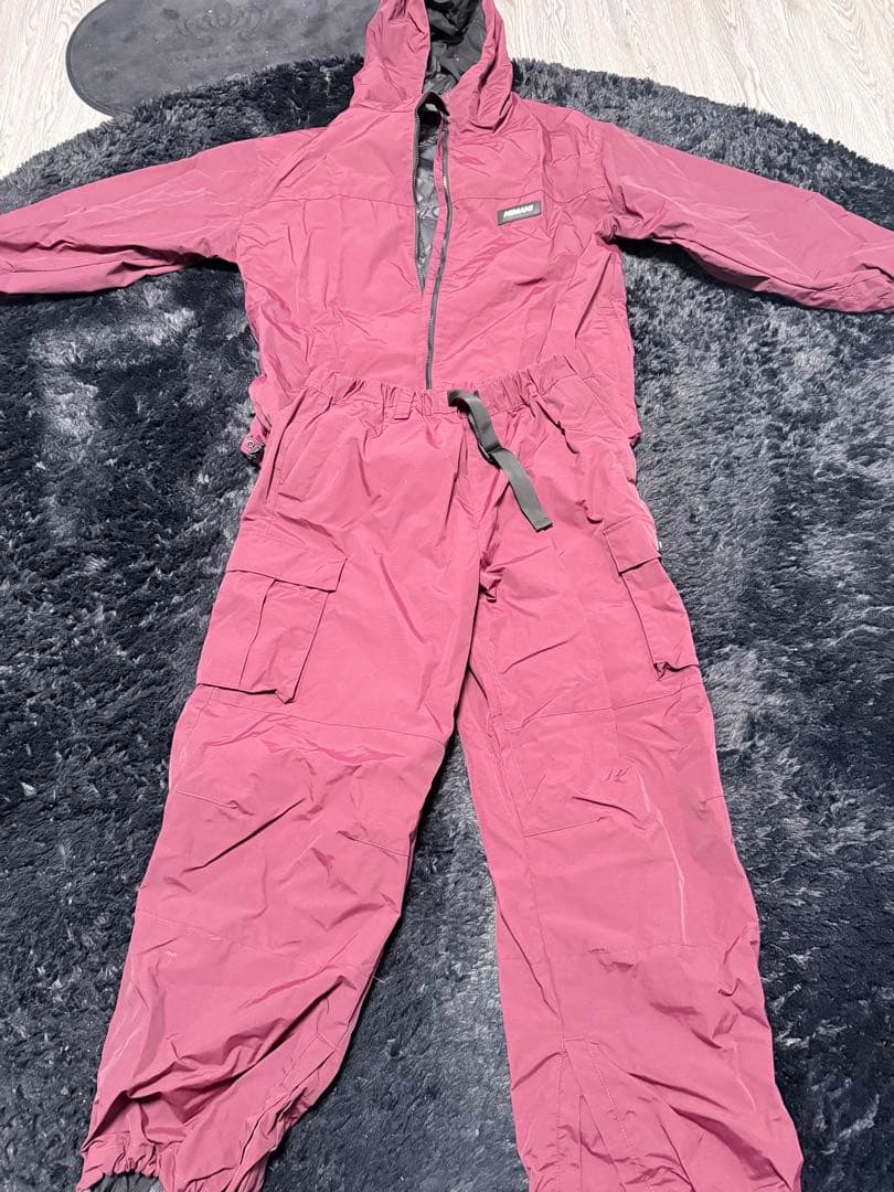 欲しい方は早めに！HIMANIウェア(ワインレッド)上下セット+グローブ