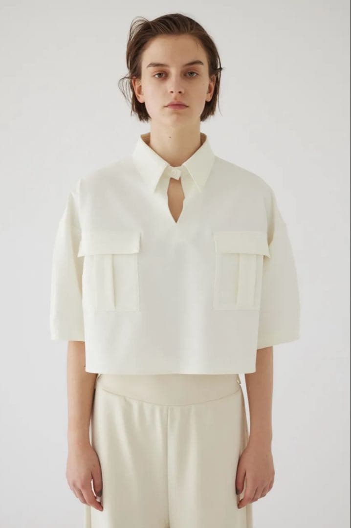 RIM.ARK ネック デザイン ボックス トップス ブラウス 半袖　ホワイト