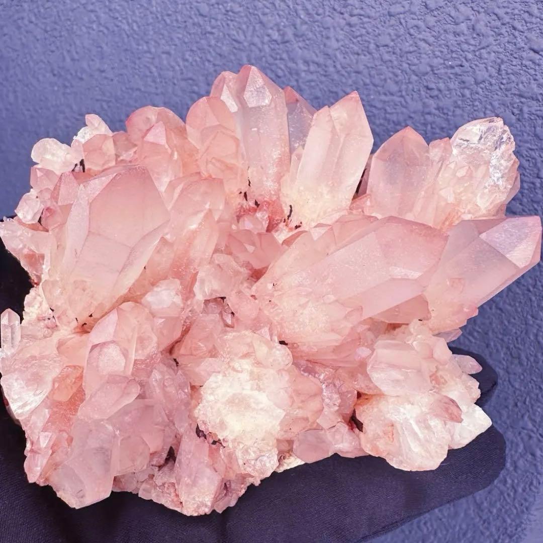 爆アレ❗️可愛いピンク♡超綺麗マダガスカル産パイナップルピンククラスターA1463