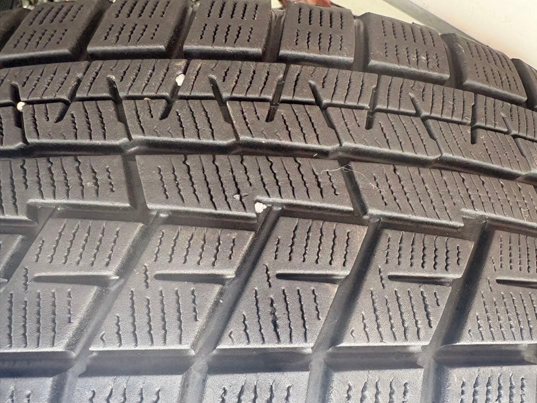 e*r様 195/65R15スタッドレス&15インチアルミホイール4本セット