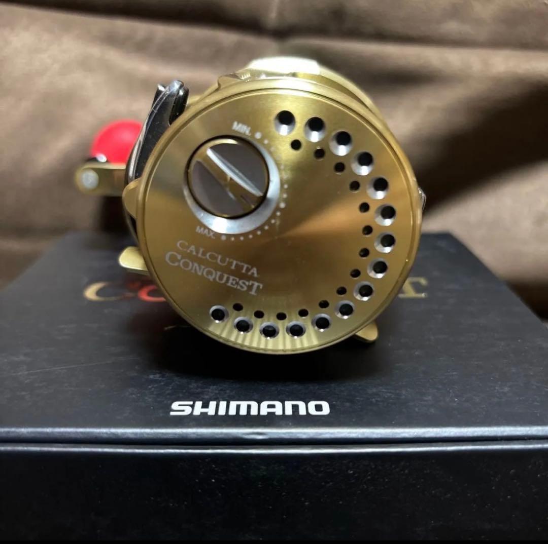 シマノ 14 カルカッタコンクエスト 200 ノーマルギヤ 右ハンドル 美品