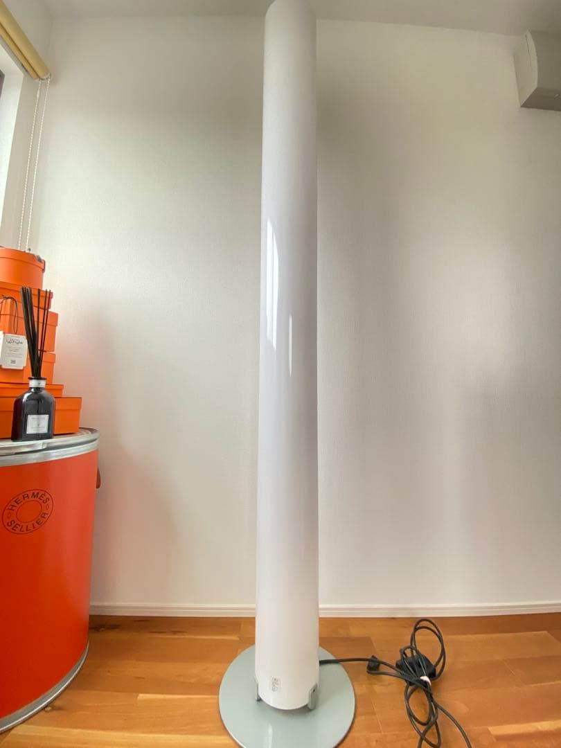 フロス　スチロス　スタンドライト　ACTUS アクタス