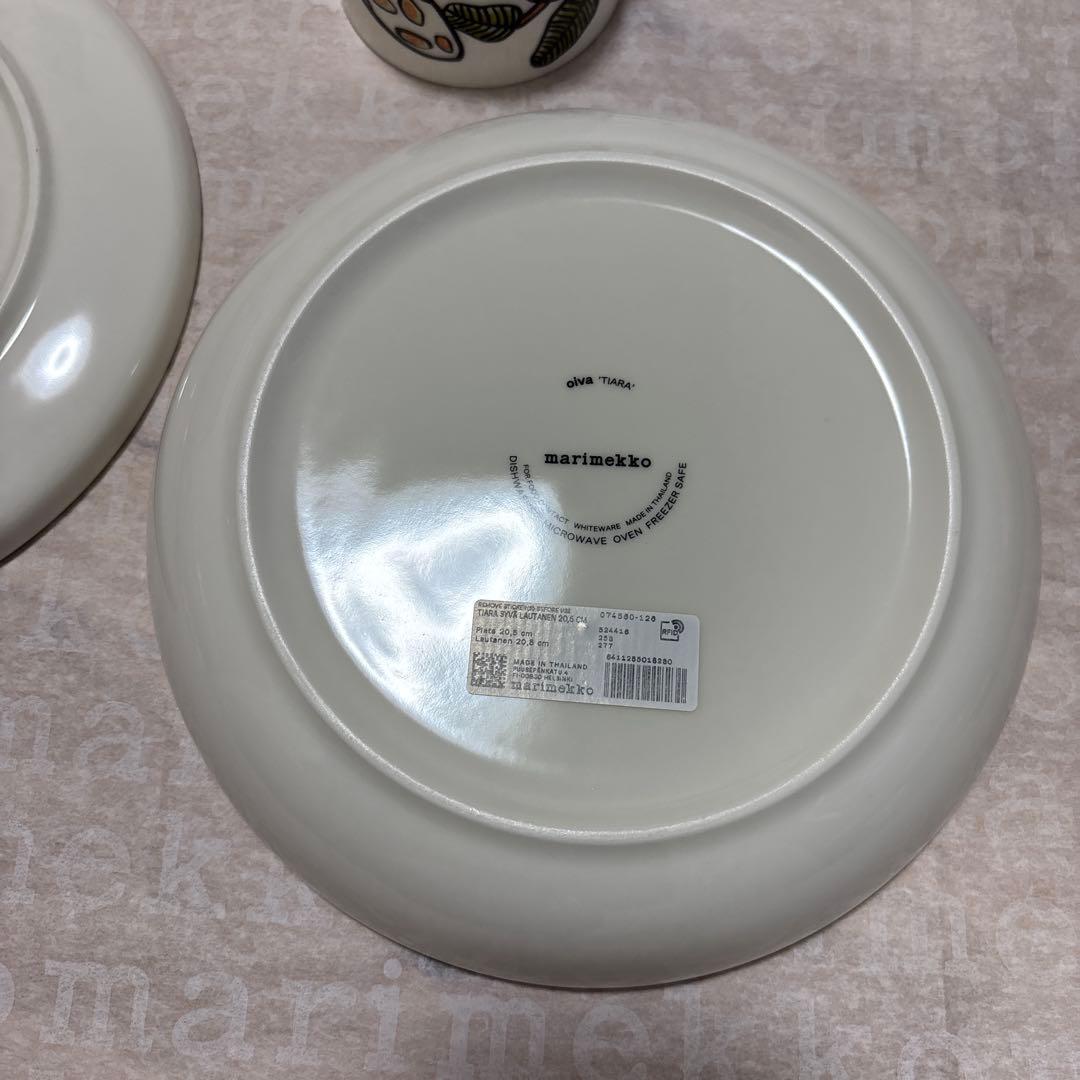 新品　マリメッコ　ティアラ　食器セット