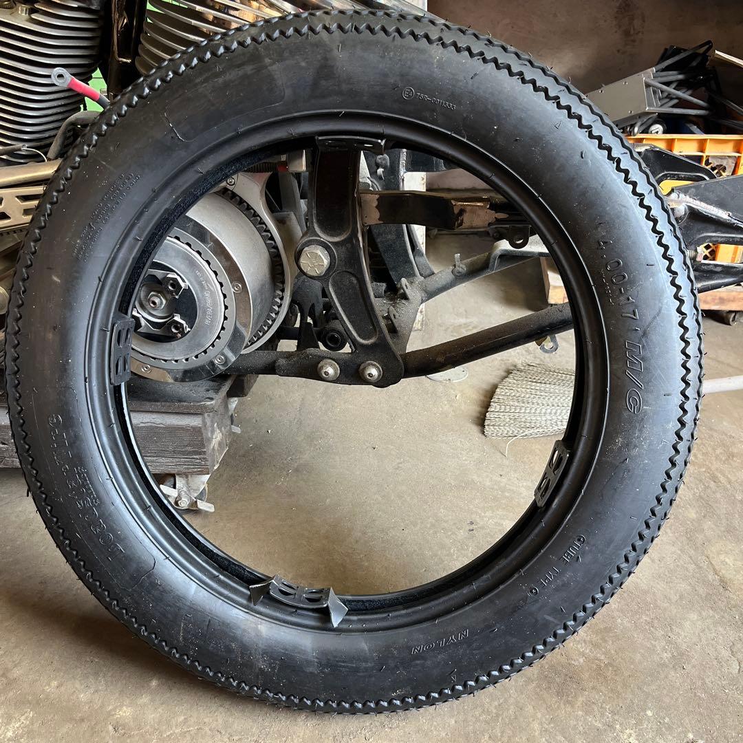 17インチ　4.00-17 エストレア　グラストラッカー