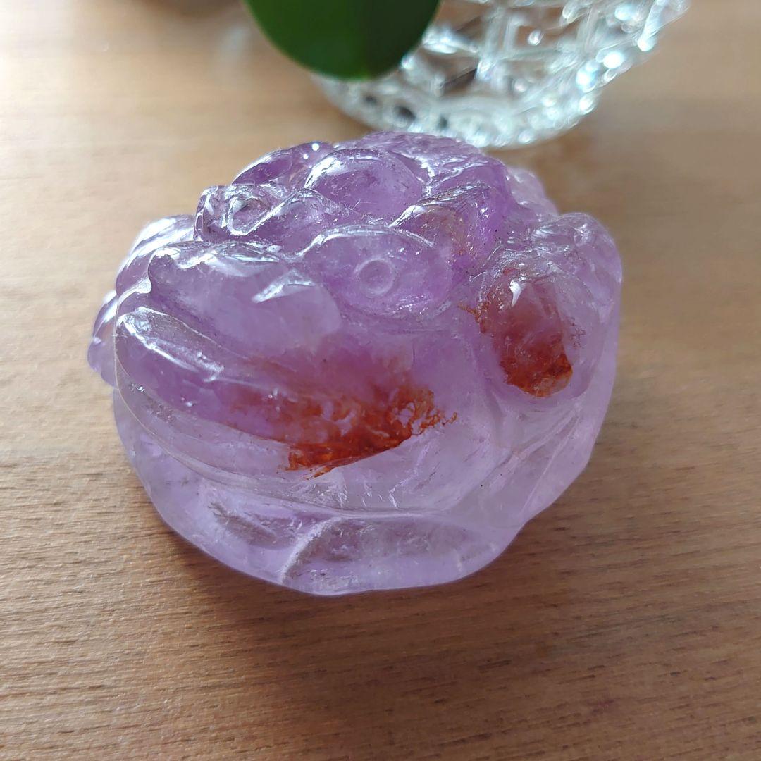 ライモライトインラベンダーアメジスト　銭蛙　素敵な逸品