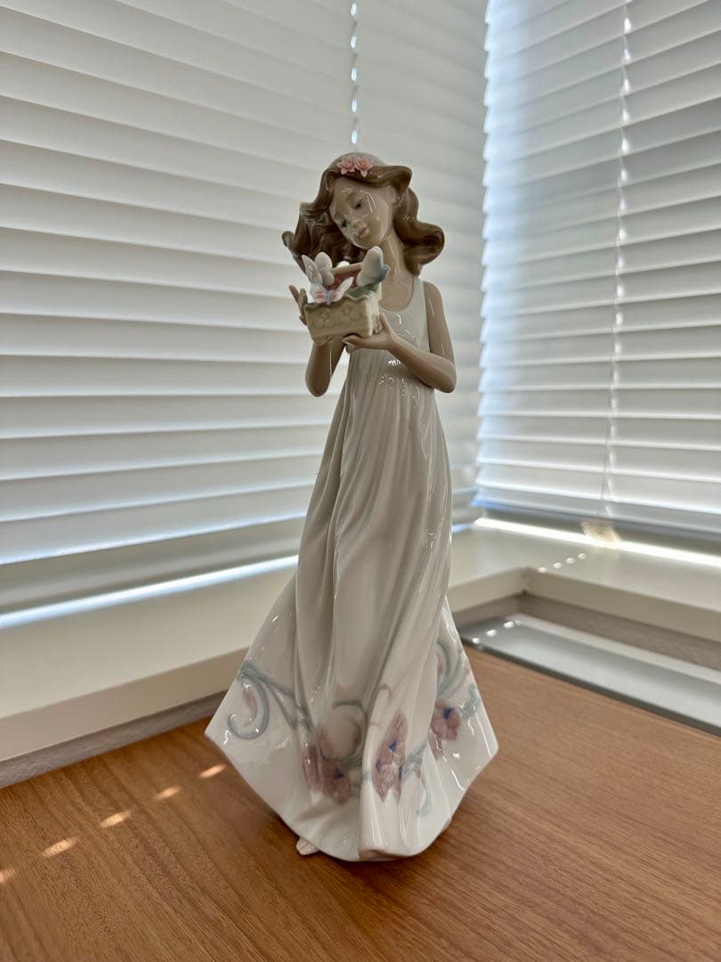 【新品未使用】LLADRO 私の宝もの