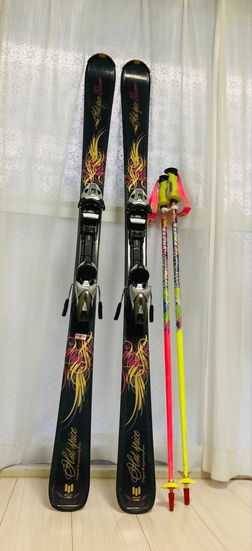 Elan Hot Spice エラン　スキー板153 ポール100付き