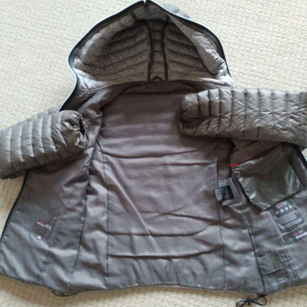 デュベティカ ライトダウンジャケット グレー 薄手 軽量 レディース