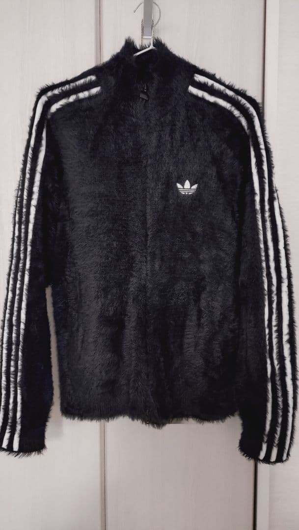 アディダス ジャージ フェイクモヘア ニット トラックジャケット