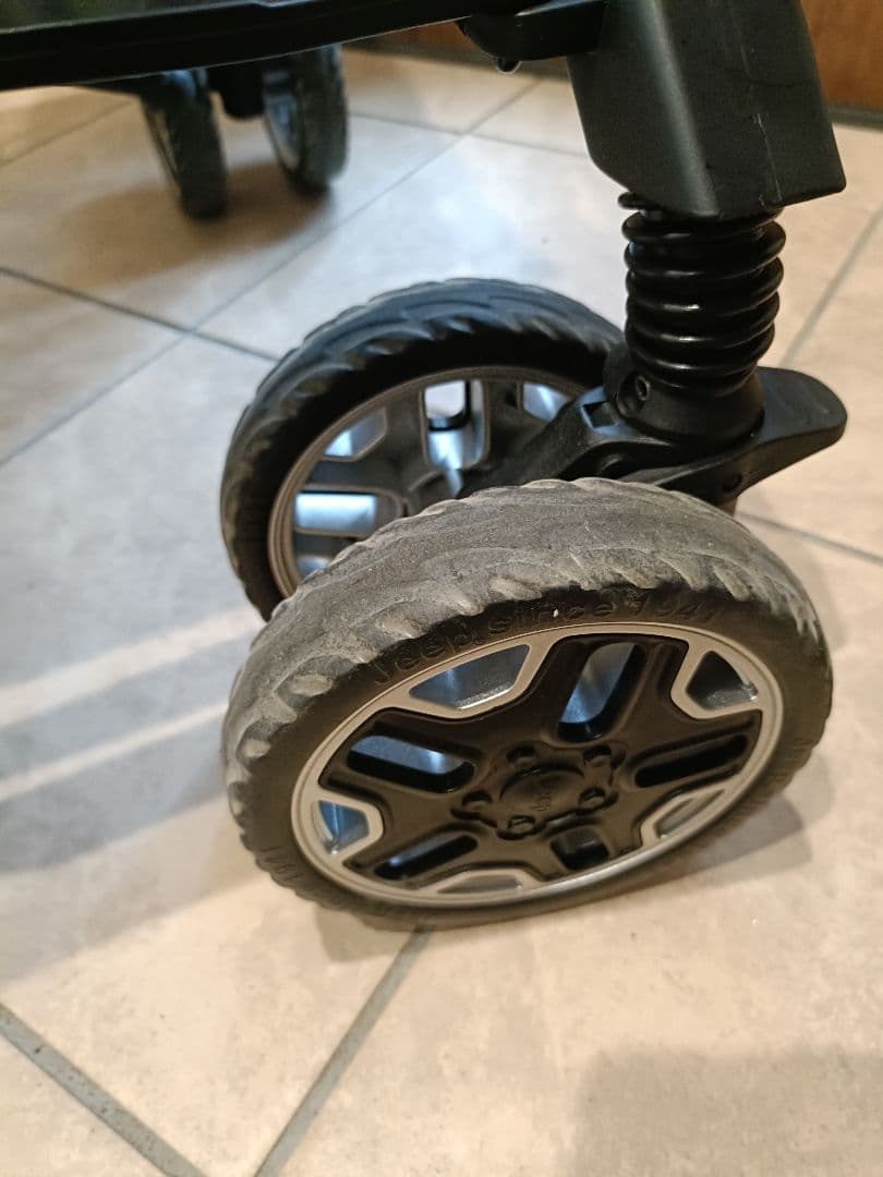 【直接受渡し可能@大田区池上】Jeep 折りたたみ式ベビーカー ブラック