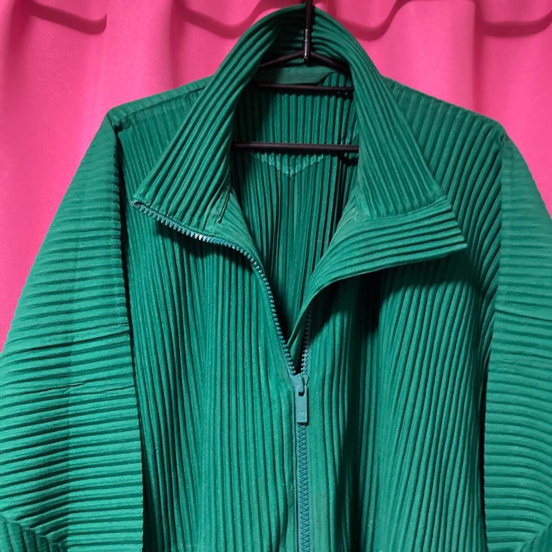 最後の値下げ‼️リブ編みグリーンジップアップカーディガン　イッセイ　ミヤケ