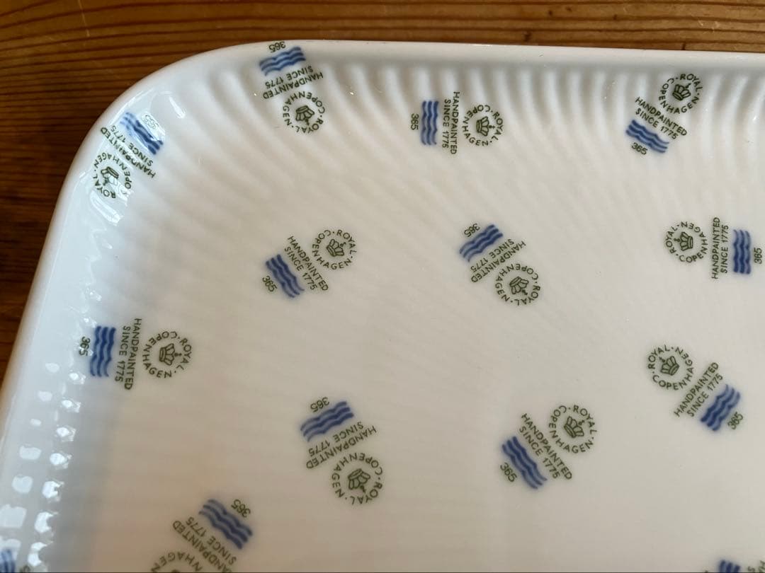 ロイヤルコペンハーゲン　シグネチャー　22レクタングルトレイ