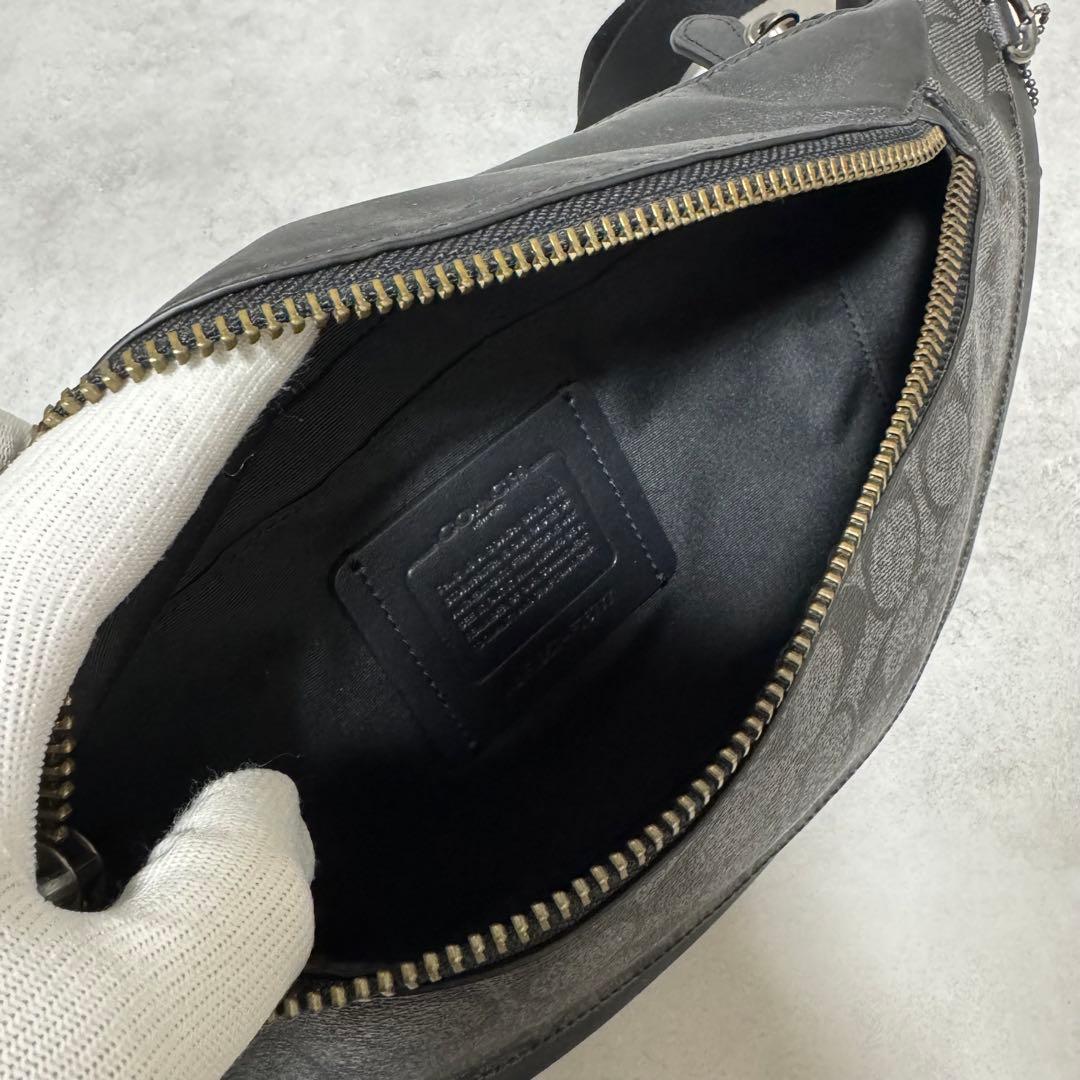 美品 コーチ ボディバッグ ショルダーバッグ クロスボディ 斜め掛け メンズ