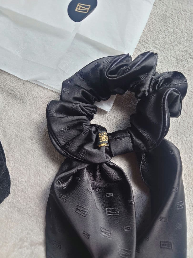 『専用』新品アレクサンドルドゥパリALEXANDRE ブラック シュシュ