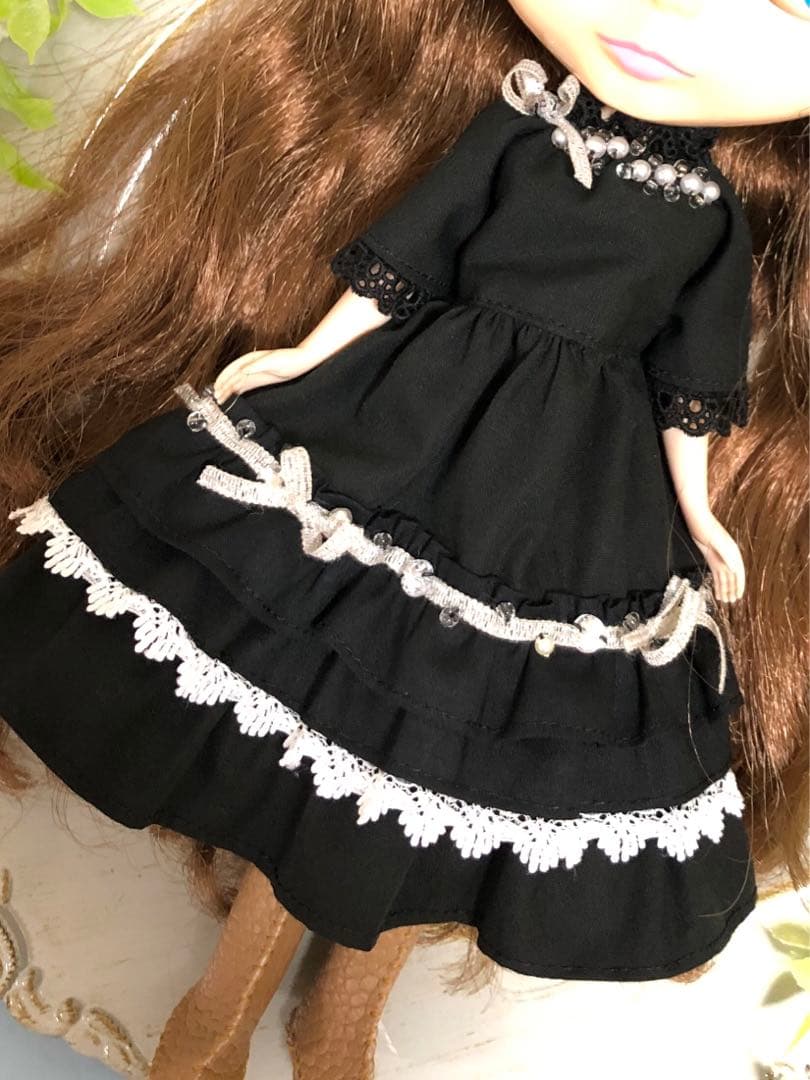 347☆ ブライス　黒　ドレス