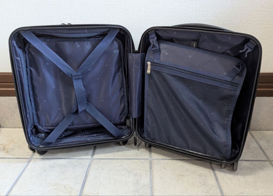 CITY BLACK SSサイズスーツケース 22L CTY001A