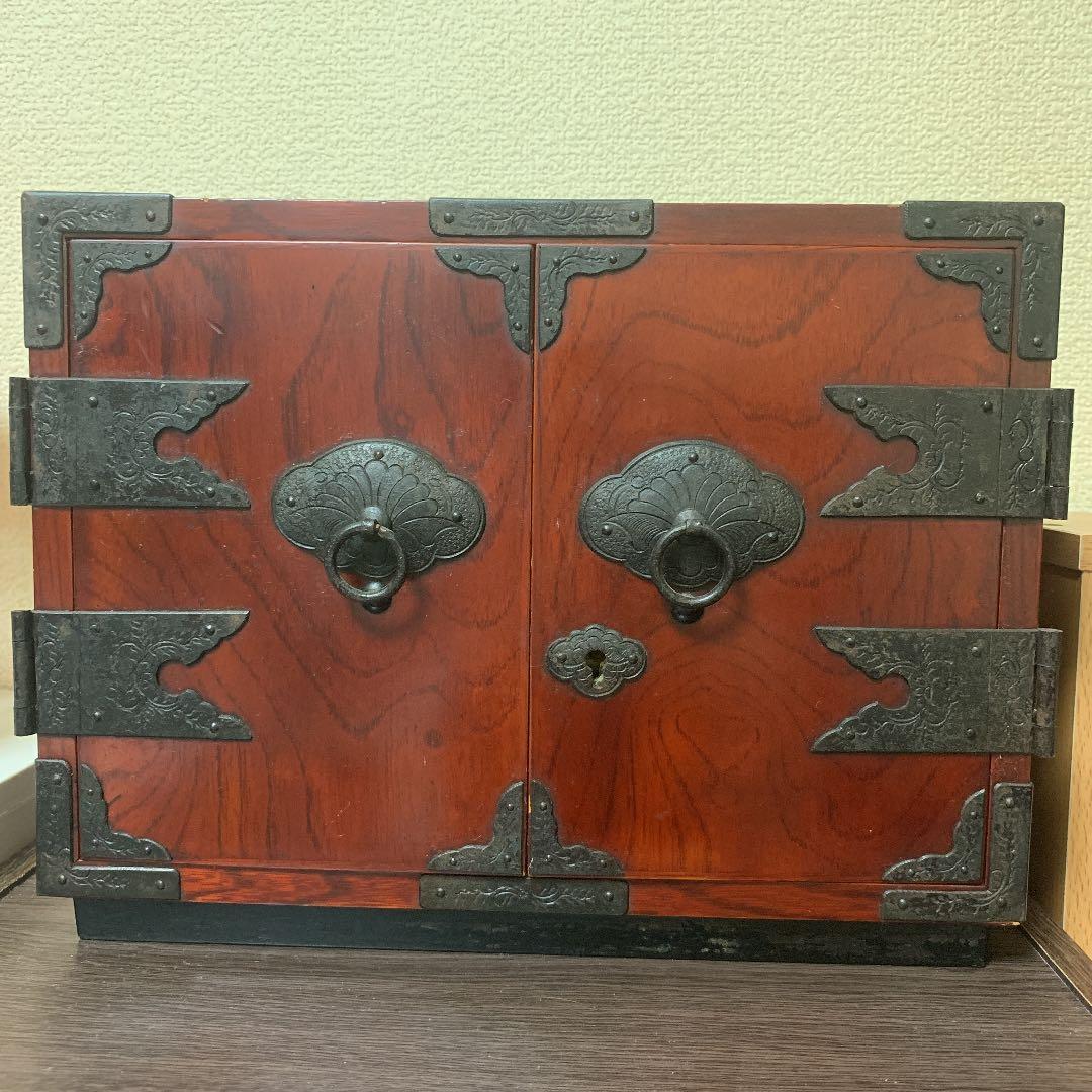 時代物　レアな小型舟箪笥。