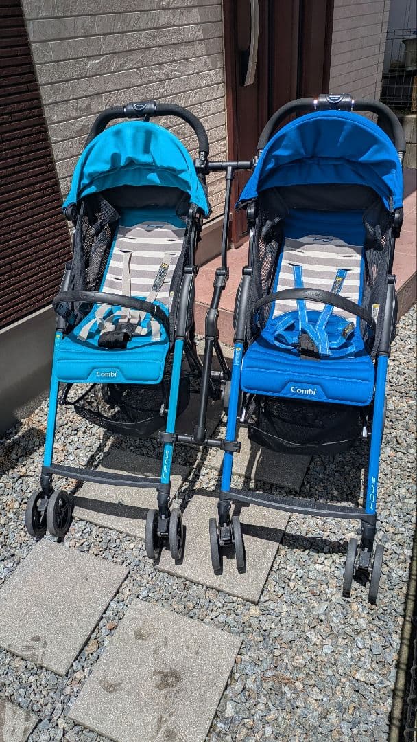 コンビ　F2プラス　ジョイント付き　2台　双子　2人乗りベビーカー