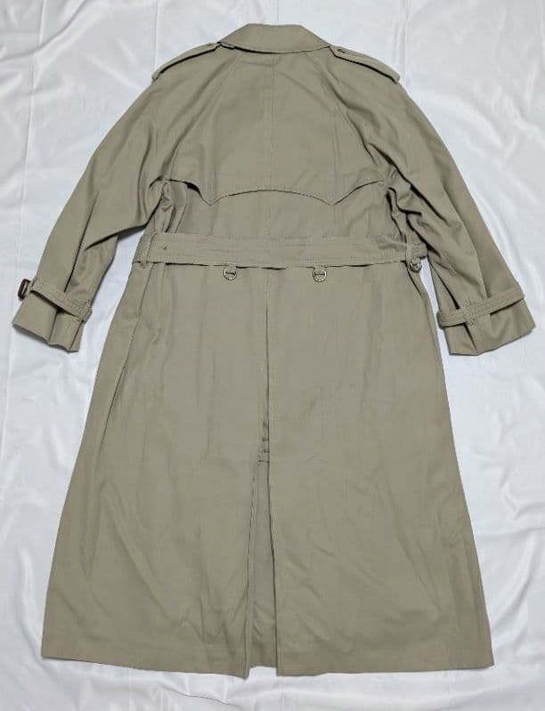 英国王室御用達　英国製　Aquascutum　トレンチコート ロング丈