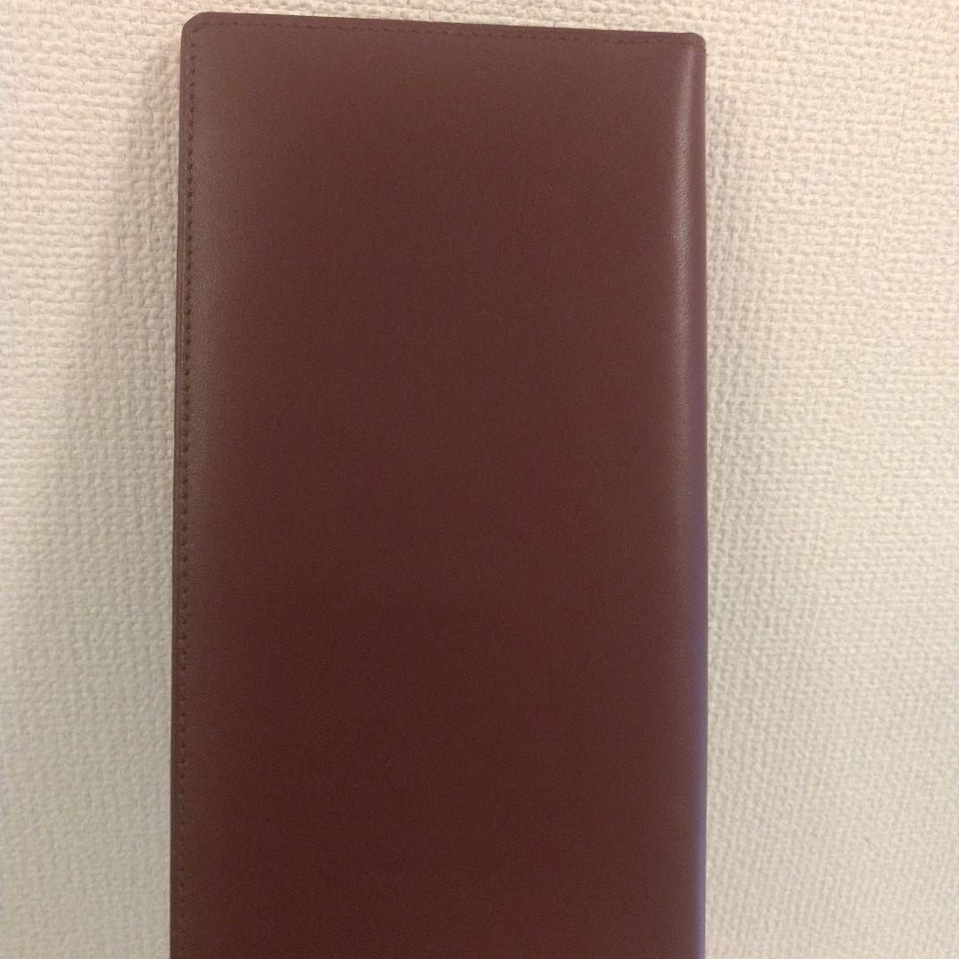 新品カルティエ長財布