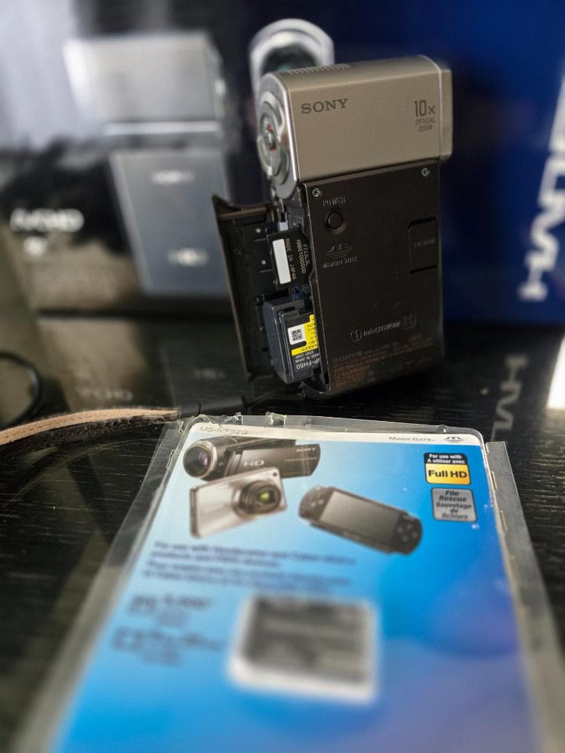 SONY ハンディカム HDR-TG1