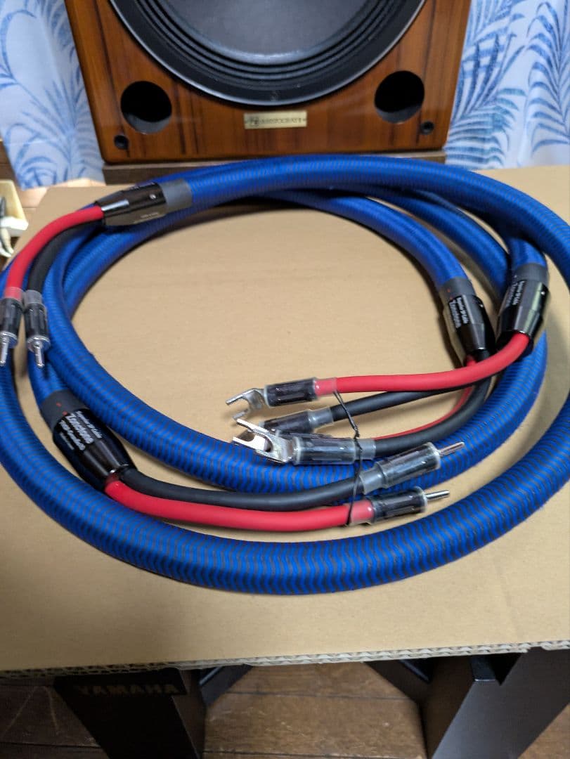 ZONOTONE SPケーブル ７NSP-Grandio10　中古良品2mペア