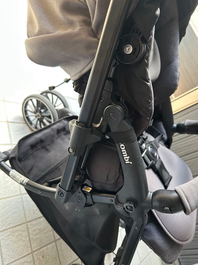 combi スゴカルSwitch エッグショックAN シャドーグレー