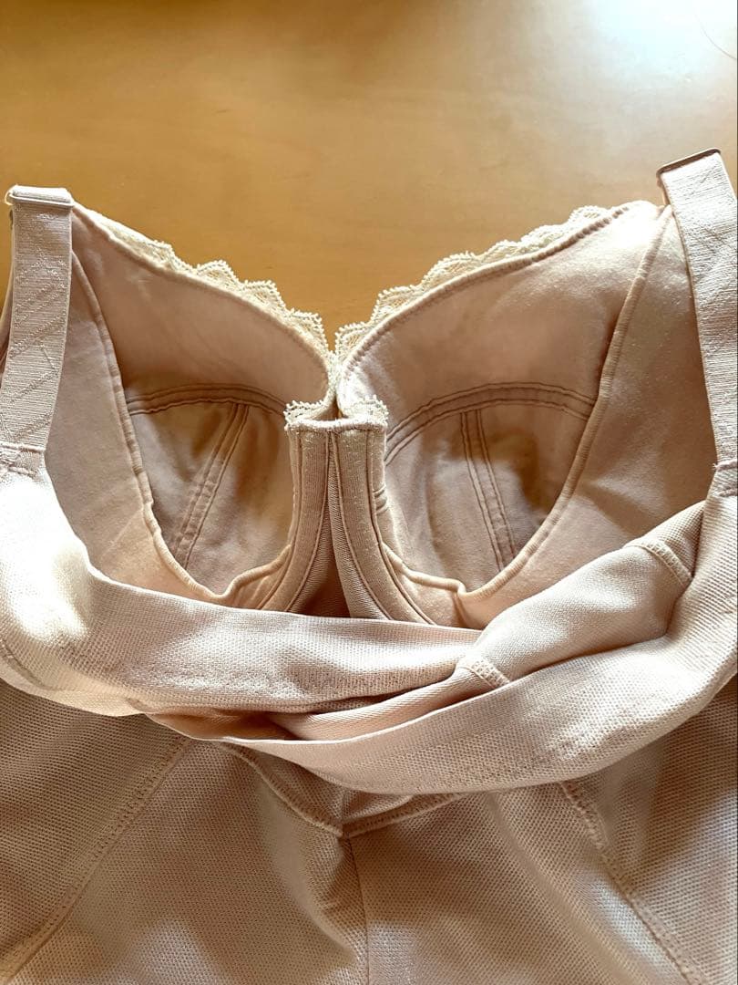 マルコ　リベルディーニュ　ピンク　ボディシェーパー E80 LL