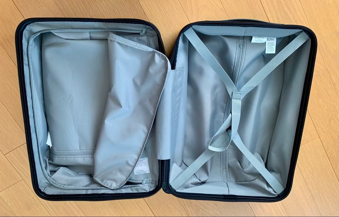 新品未使用　無印良品　フロントオープンキャリーケース（３２Ｌ）　2年間保証付き