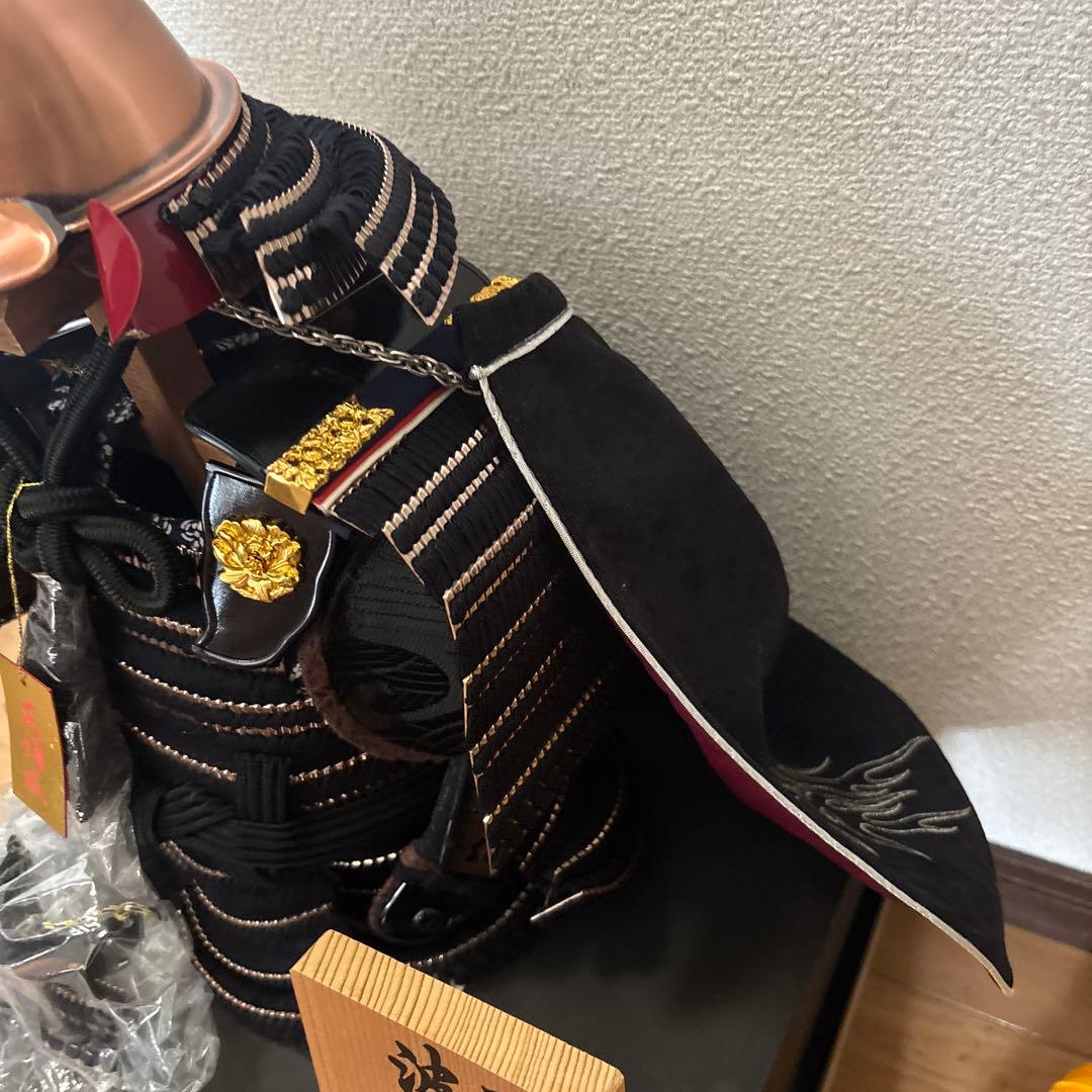 16. 五月人形 婆娑羅 鈴甲子 雄山作 鎧兜