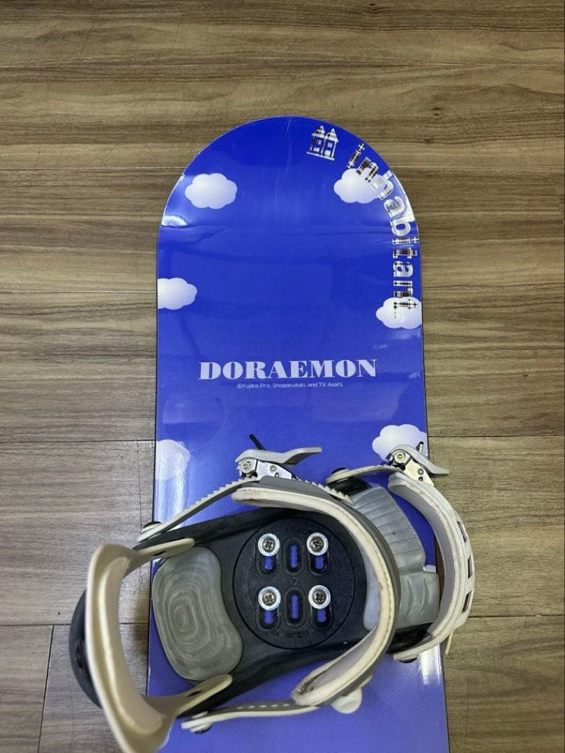 スノーボード DORAEMON 140cm ビンディングSALOMON XS