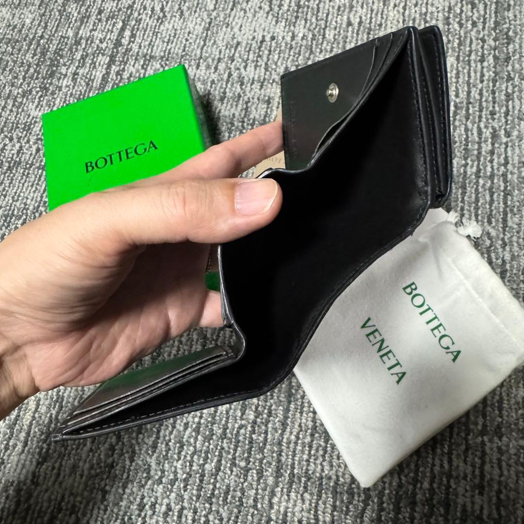 最終 ボッテガヴェネタ 三つ折り財布 マキシイントレチャート 付属品