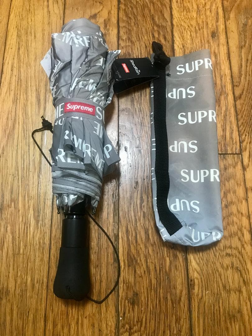 新品 Supreme Reflective Repeat Umbrella 傘