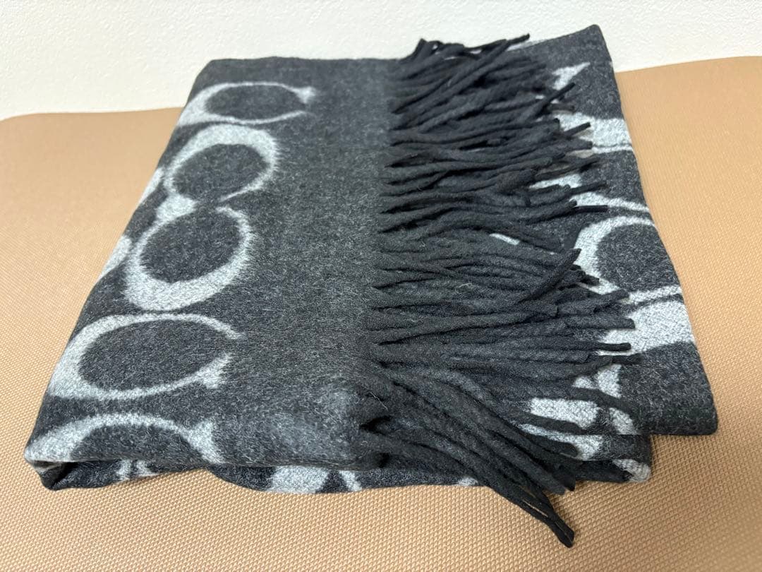 【新品】コーチ　マフラー