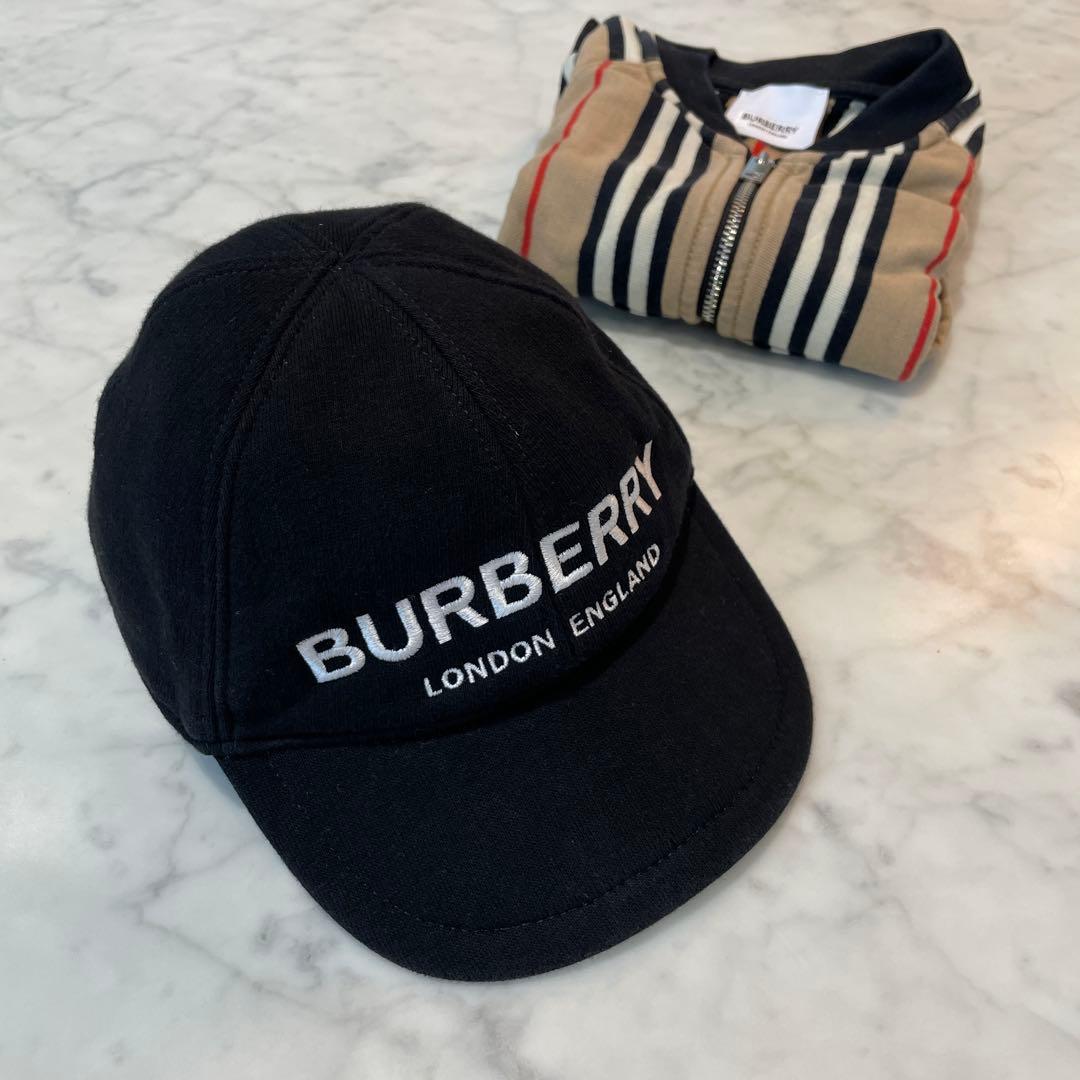 BURBERRY 子供用キャップ 黒 アイコンストライプ　Mサイズ　未使用級★