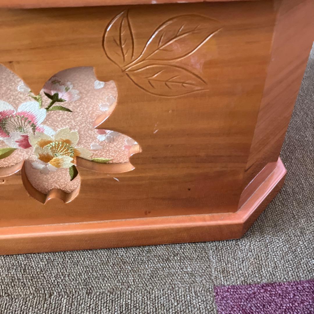 お雛様　収納飾り　台の傷や汚れやへこみあり