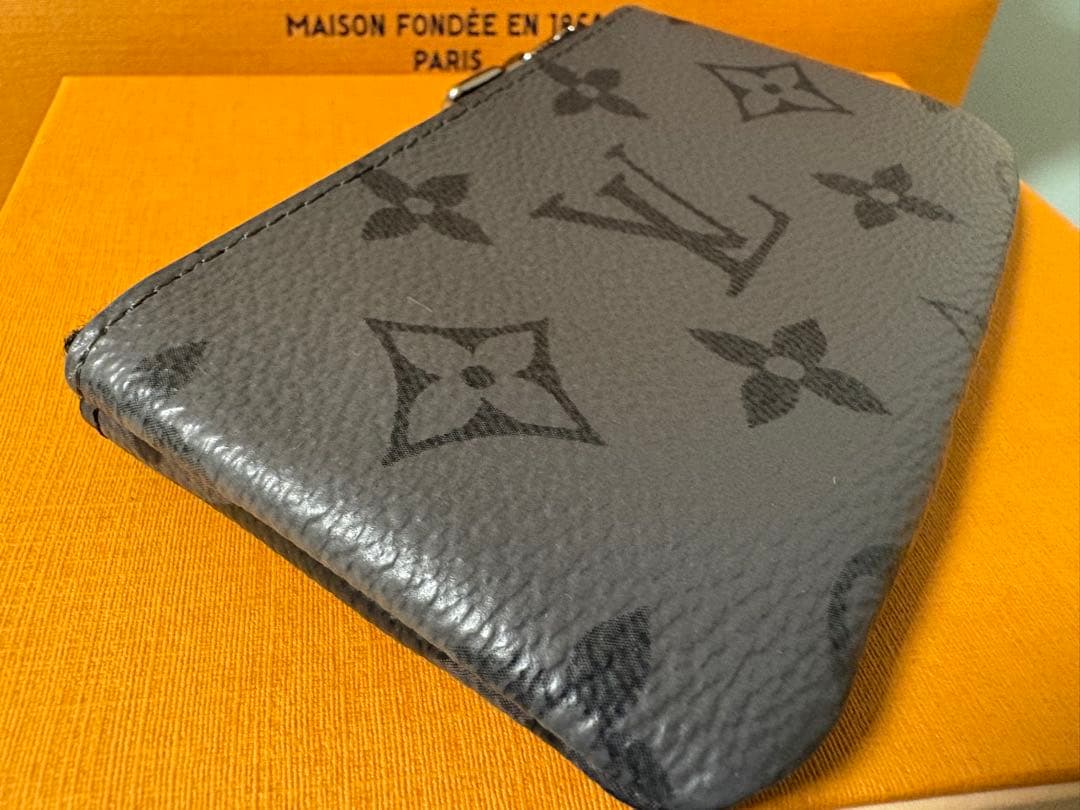 ルイヴィトン モノグラムエクリプス リバースポシェットクレ M80905