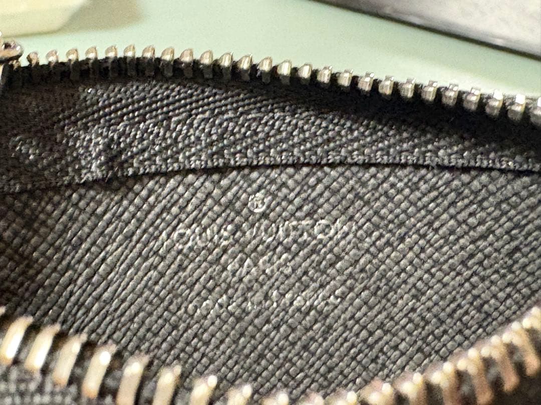 ルイヴィトン モノグラムエクリプス リバースポシェットクレ M80905