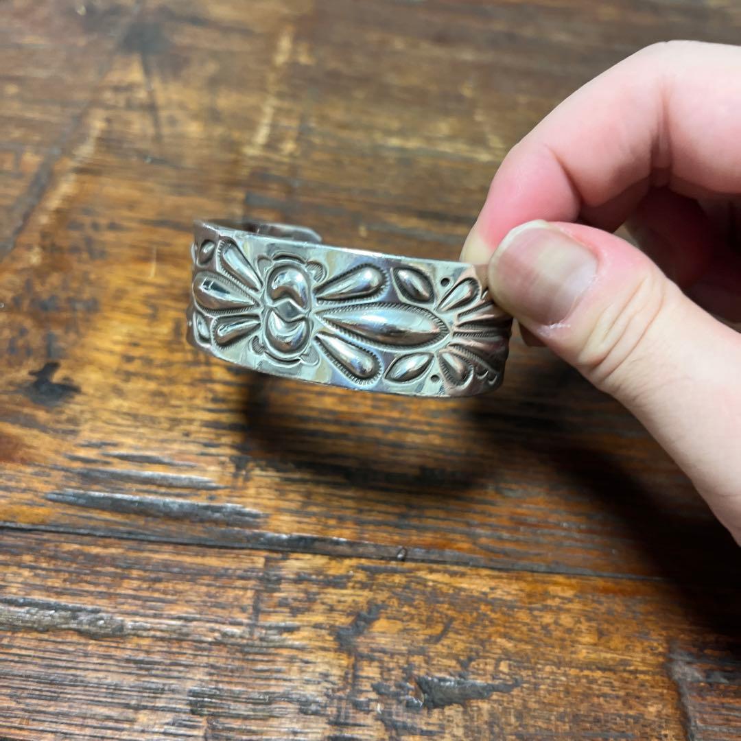 レイアダカイ ダブルスタンプ ワイド　バングル