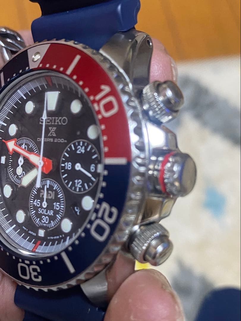 SEIKO PROSPEXソーラー腕時計/アナログV175-0EYO