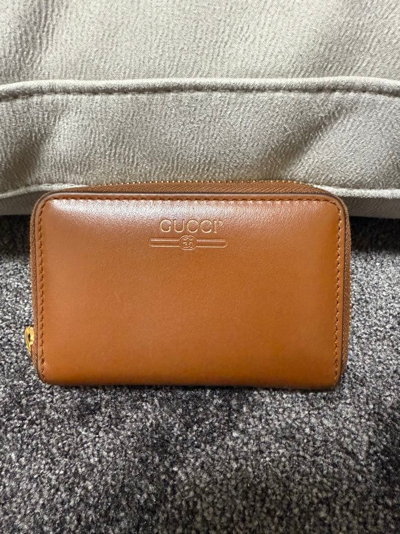 GUCCI ブラウン レザー ケース　ミニウォレット