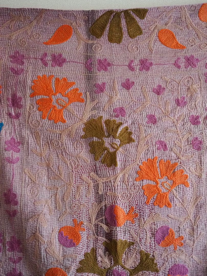 【希少】スザニ刺繍カンタキルト　スザニ刺繍　インド　一点もの