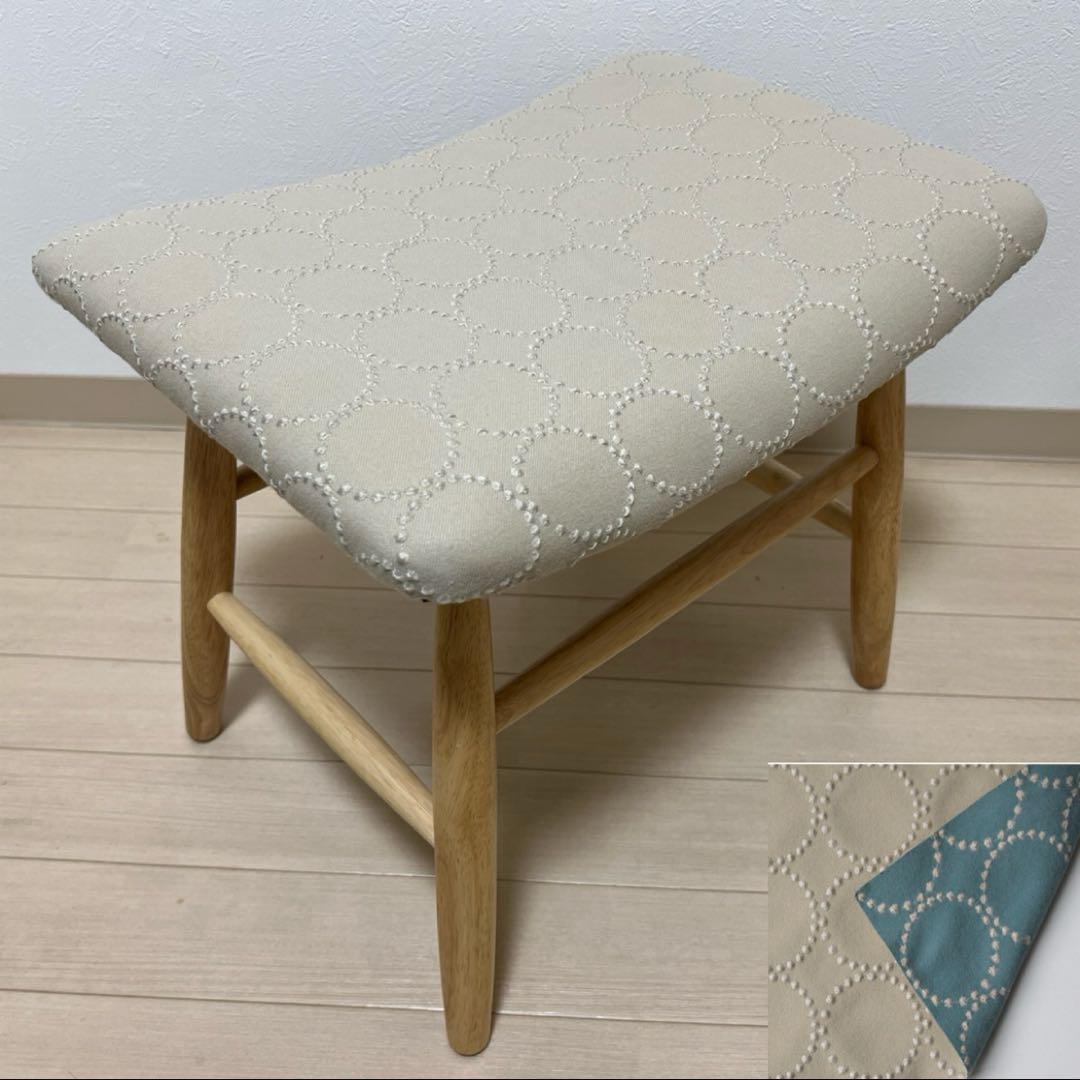 ミナペルホネン スツール タンバリン 丸脚 【エクリュ/ライトブルー】 椅子